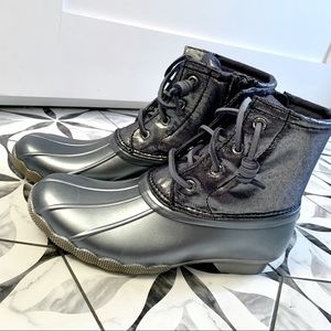 SPERRY | NWoT Metallic Saltwater Duck Boots 3 & 4